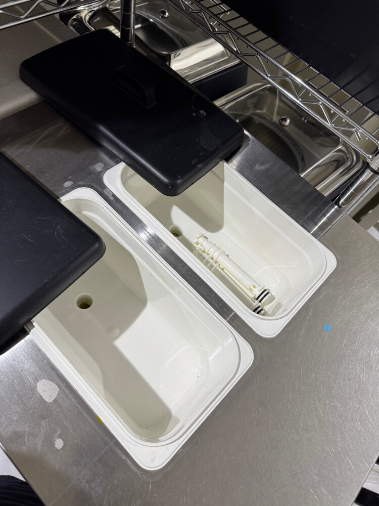 ice cream machine - 2