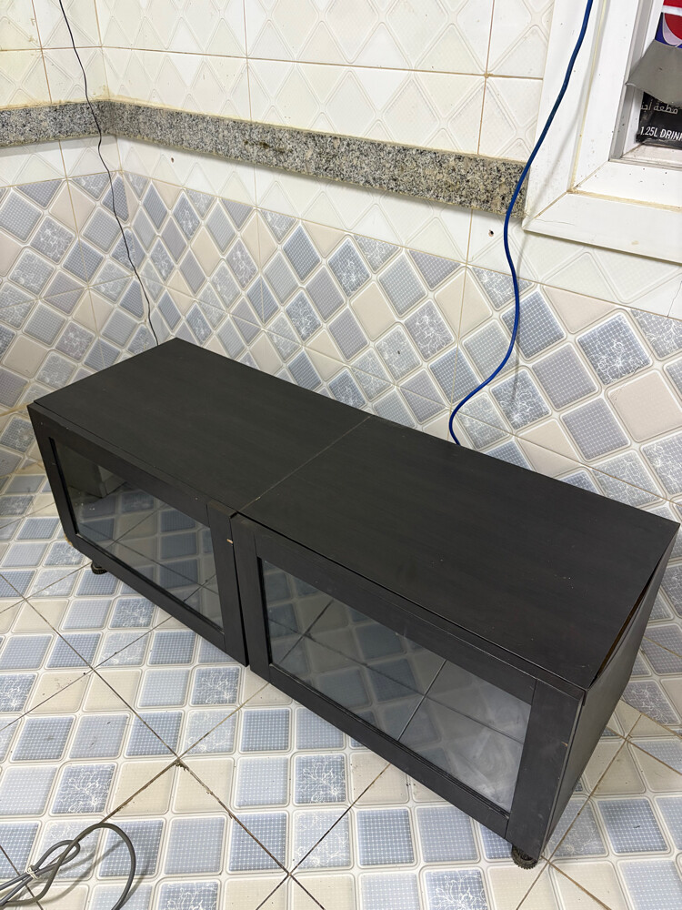 طاولة تلفزيونية - 1