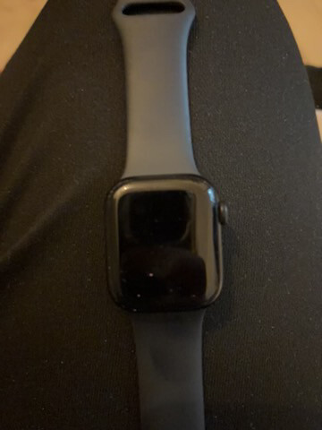 Apple watch series 7 - 1