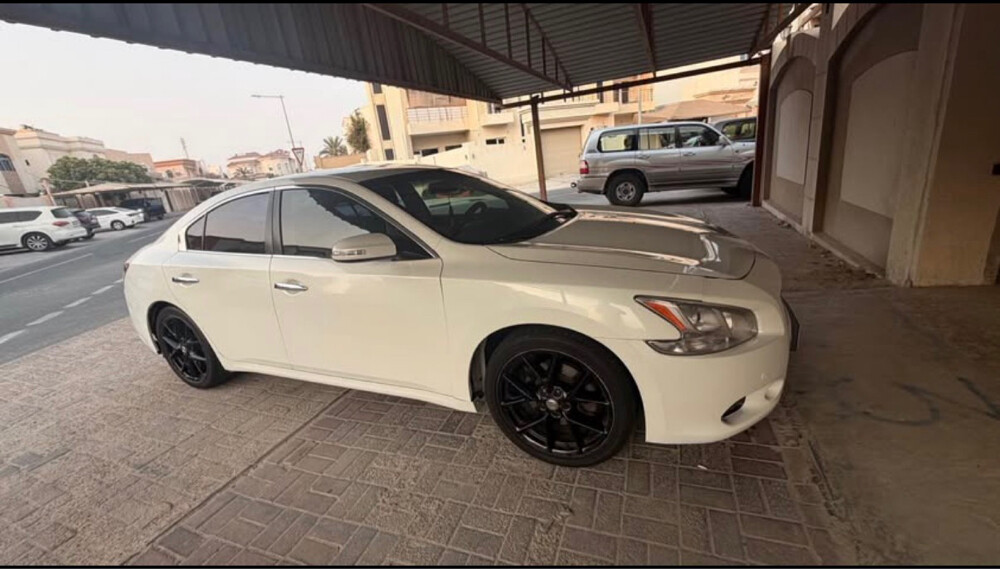 Nissan Maxima for Sale - 2