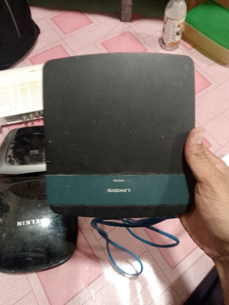 wifi router - 11