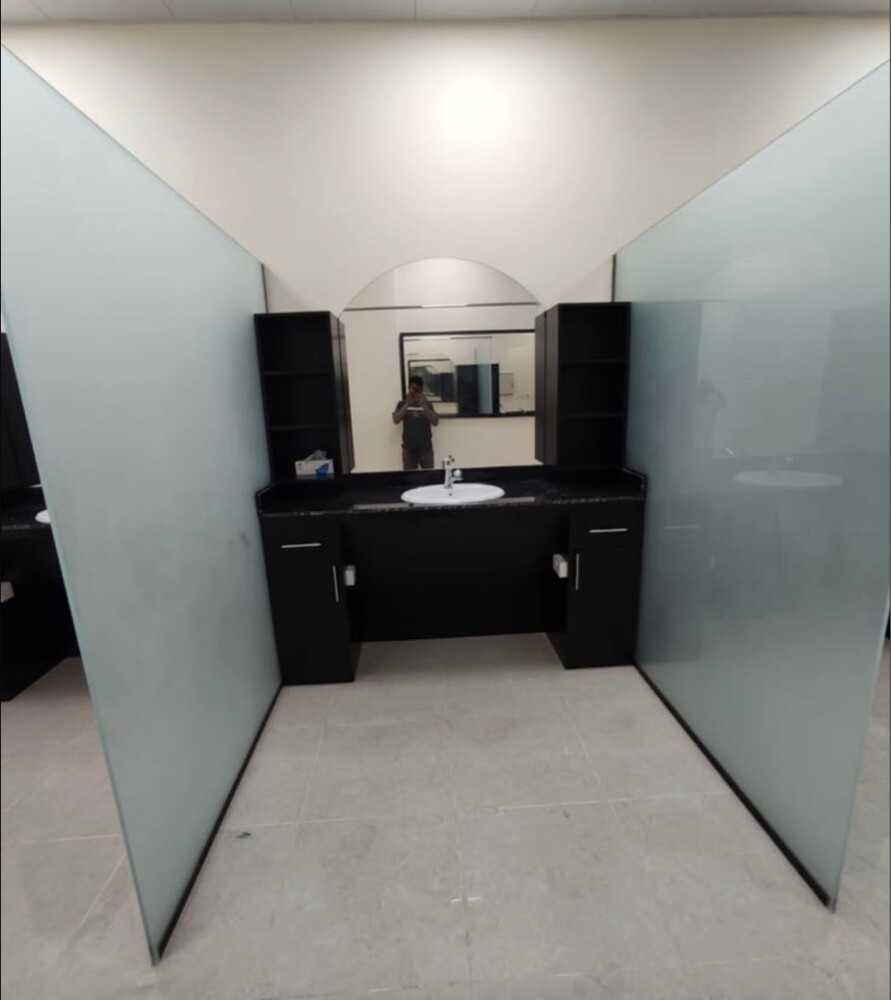 For sale men's salon - 3