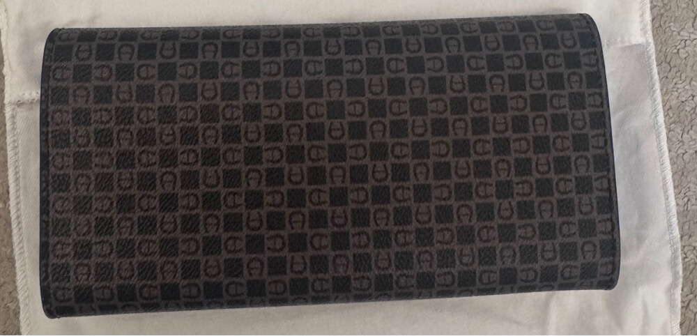 Aigner Wallet - 7