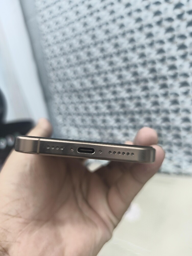 Iphone 16pro max 256GB - 6