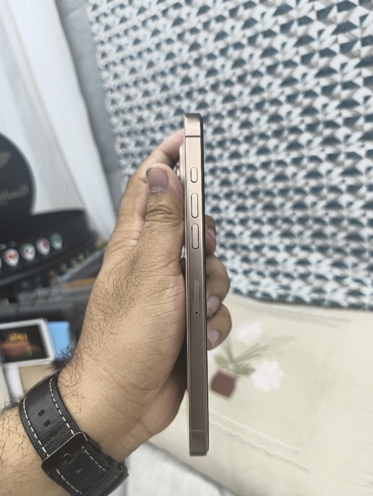 Iphone 16pro max 256GB - 7