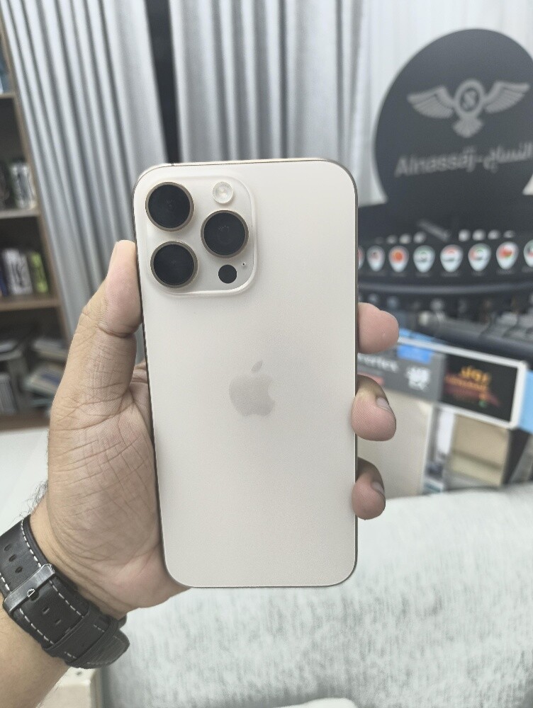 Iphone 16pro max 256GB - 8