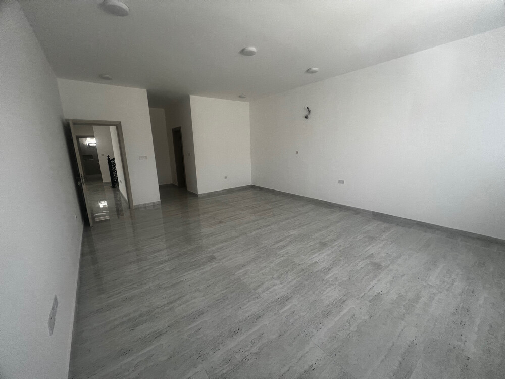 الحاصل للعقارات ترخيص رقم 220 - 14
