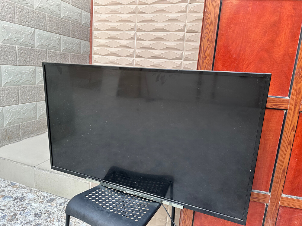 SONY TV Bravia non smart - 1