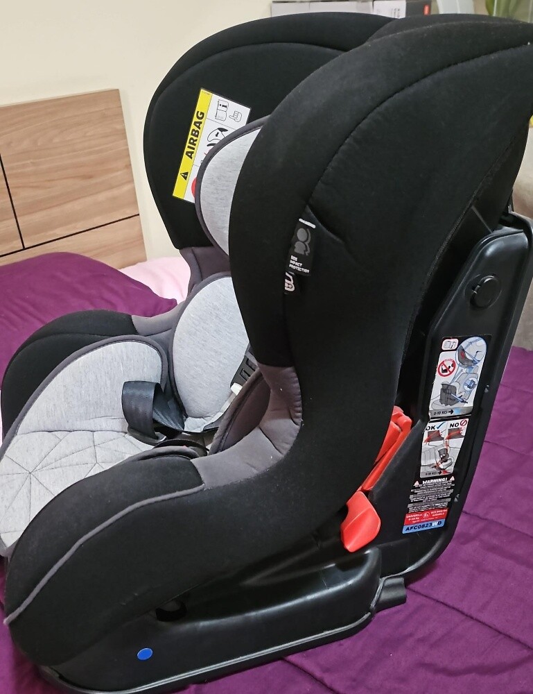 car seat - 2