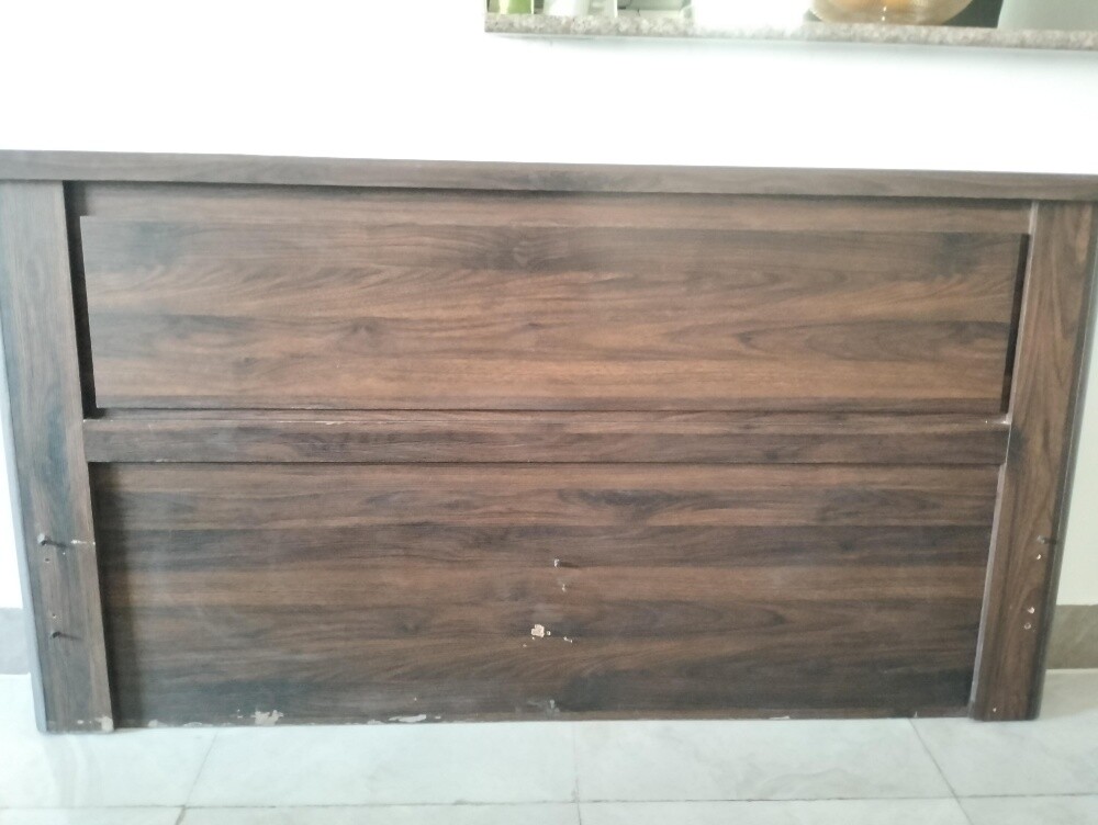 Furniture & Appliance Sale
Bed - 3