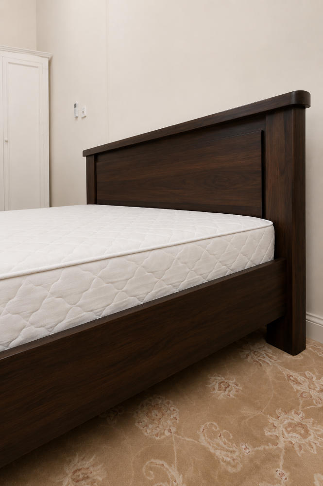 Furniture & Appliance Sale
Bed - 6