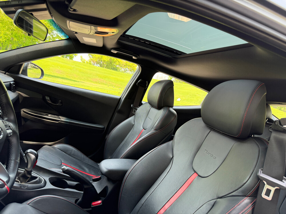 Hyundai Veloster 1.6T 2020 - 10