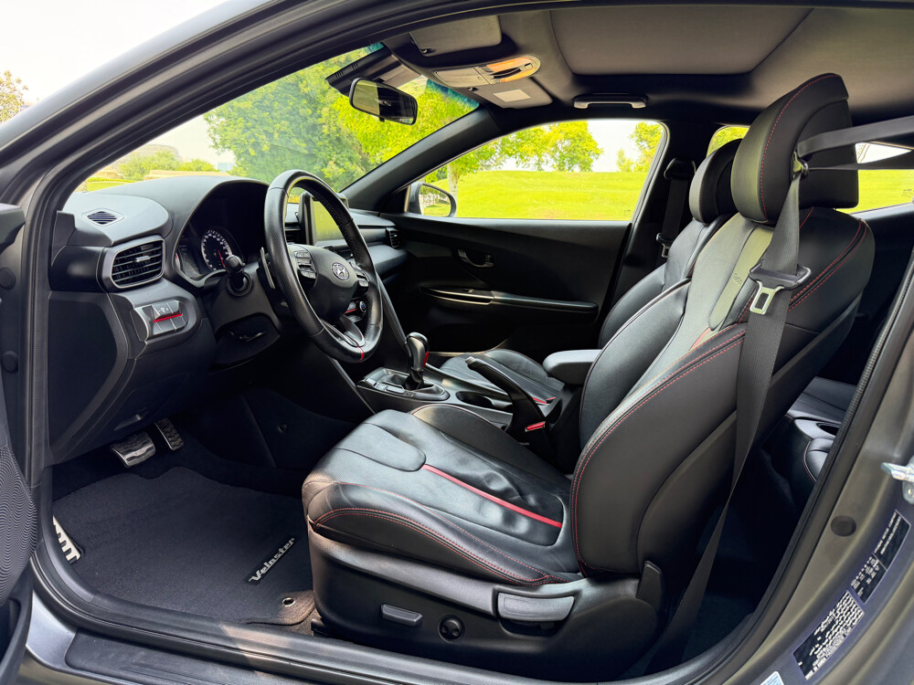 Hyundai Veloster 1.6T 2020 - 11
