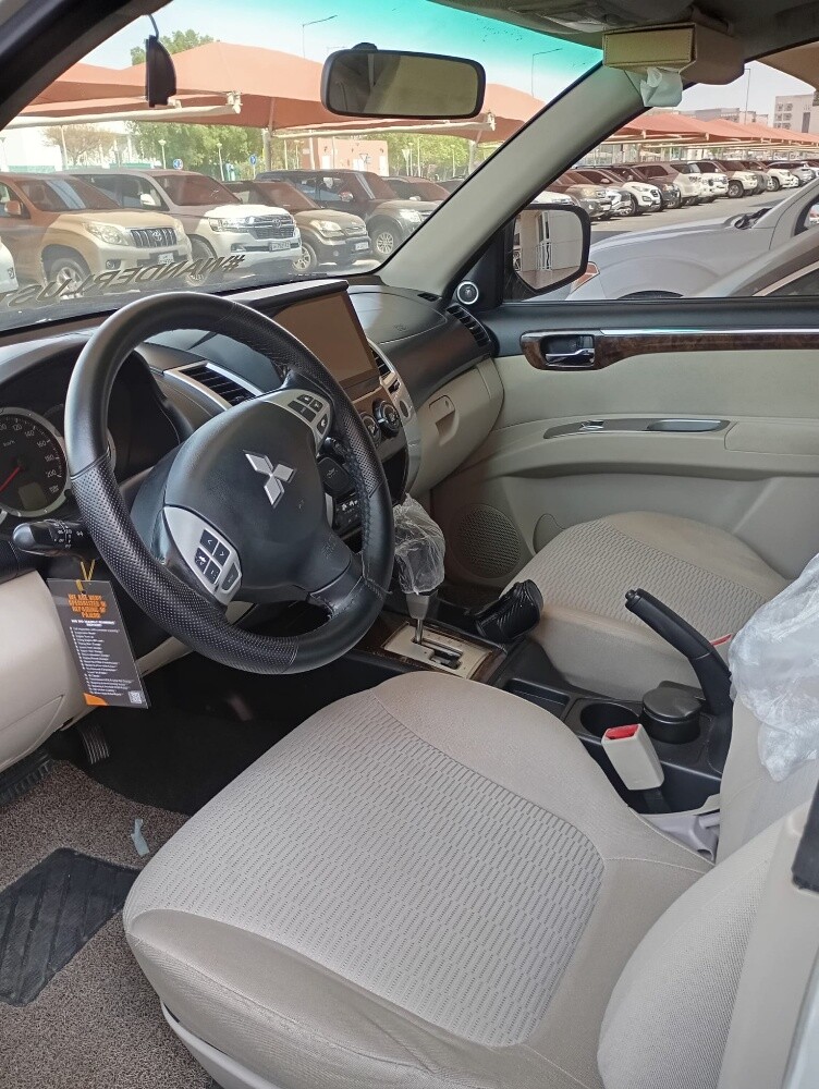 Pajero sport 2009 - 15