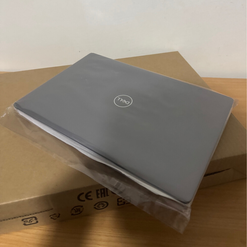 laptop dell 10th gen , like new - 7