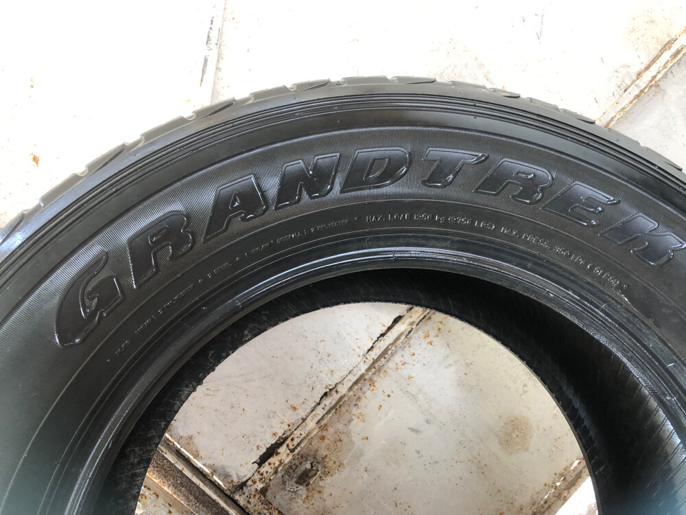 dunlop tyres  - 2