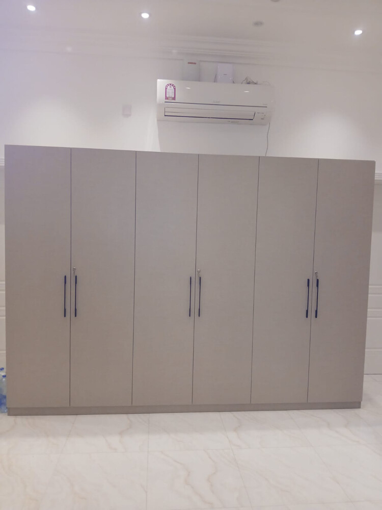 carpenter & Aluminum Work - 11