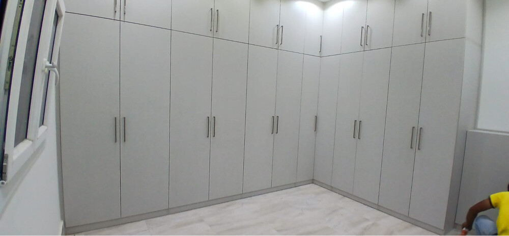 carpenter & Aluminum Work - 9