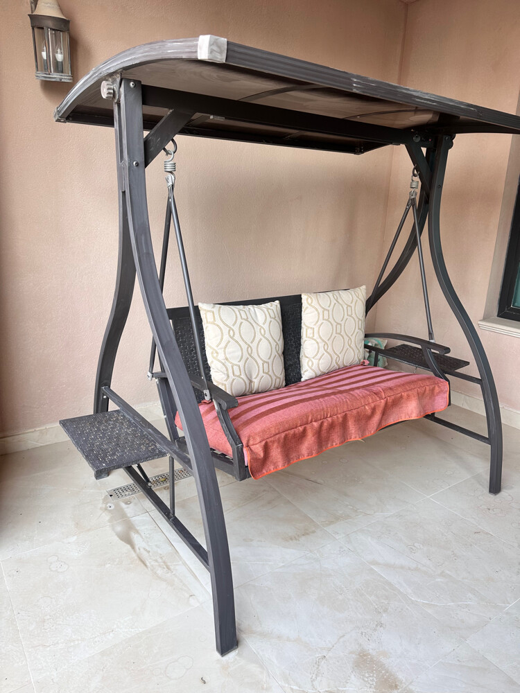2 seats swing - 2