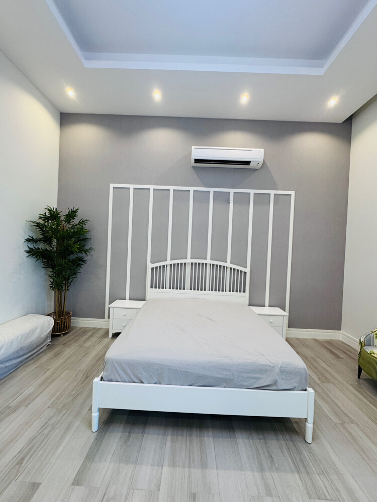 Furniture And curtains - 3