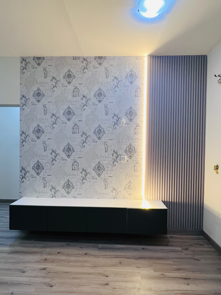 Furniture And curtains - 10