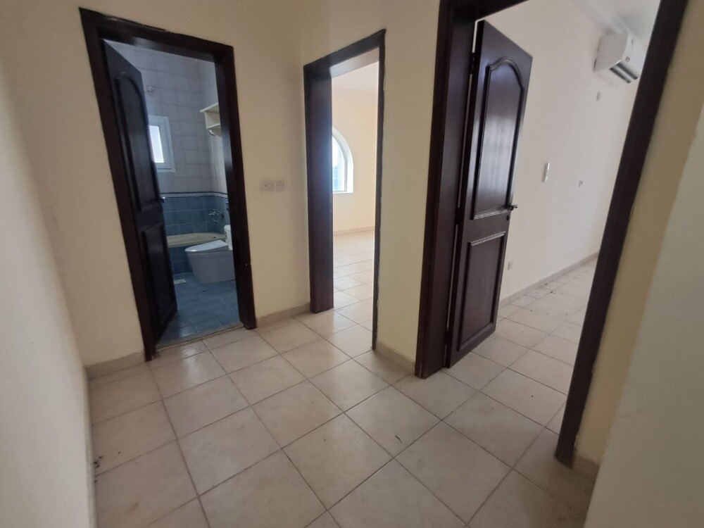 Spacious 2BHK Unfurnished, Alsad - 14
