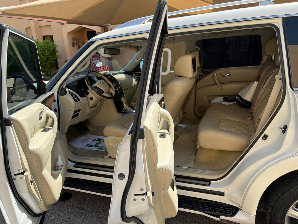 Infiniti QX56 2011 – Excellent Cond - 3