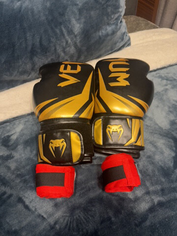 used boxing gloves for sale - 1