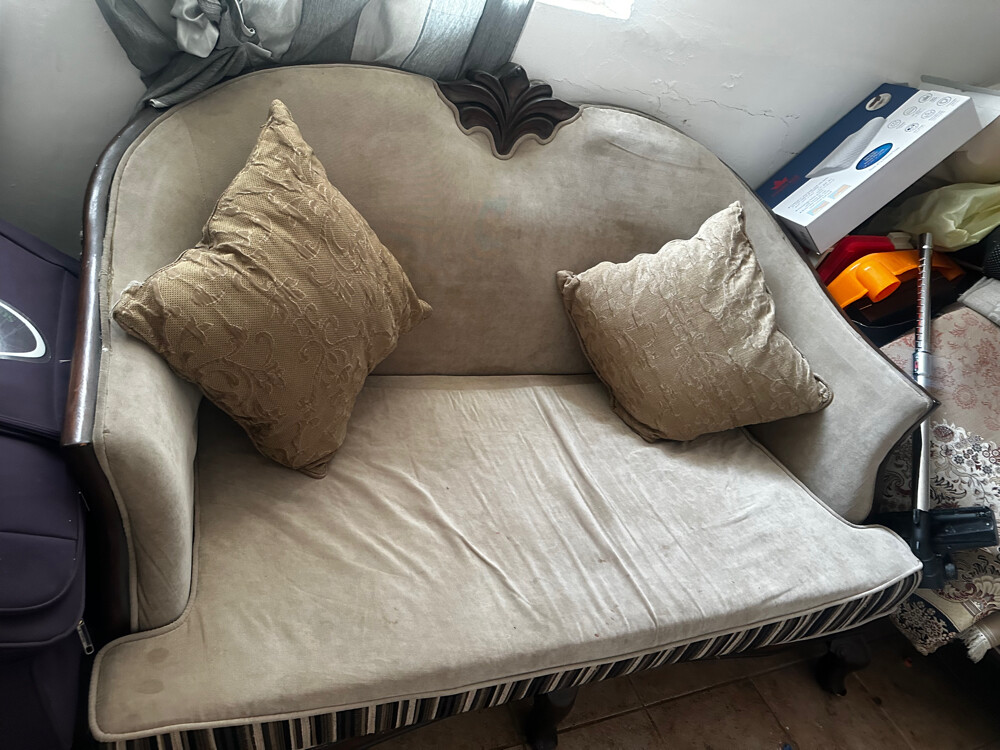 3 sofa 7 seats - 2