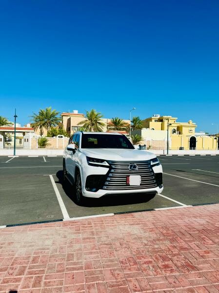 LEXUS LX600 2023 58KM QR408K - 2
