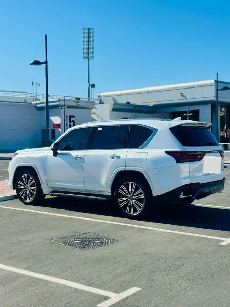 LEXUS LX600 2023 58KM QR408K - 4