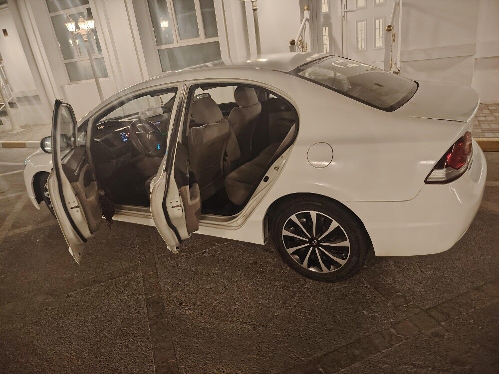 Honda civic 2009 model - 11