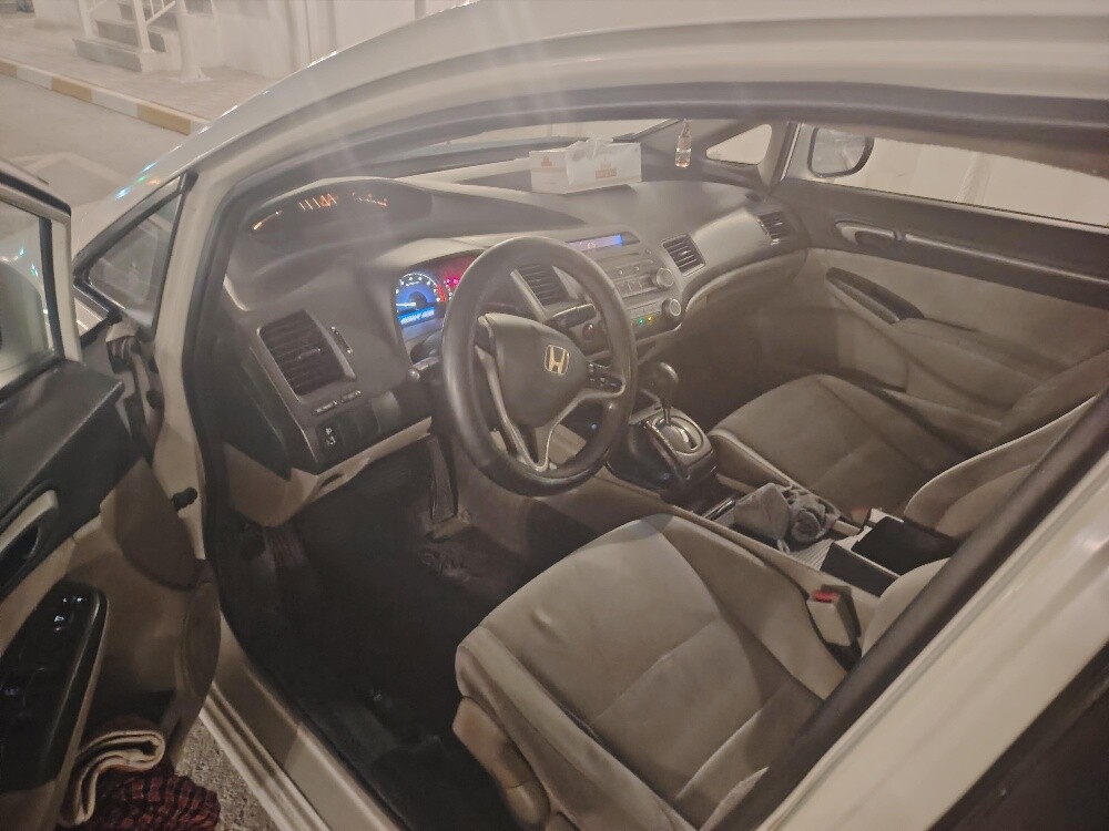 Honda civic 2009 model - 5