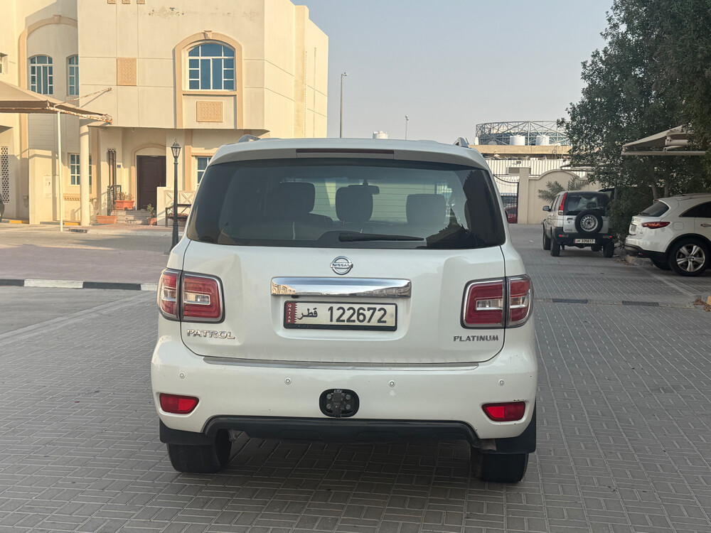 Nissan patrol platinum 320  2015  - 4