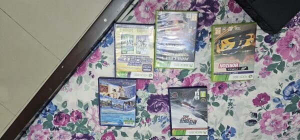 X box kinetic 2 consoles 5 games - 2