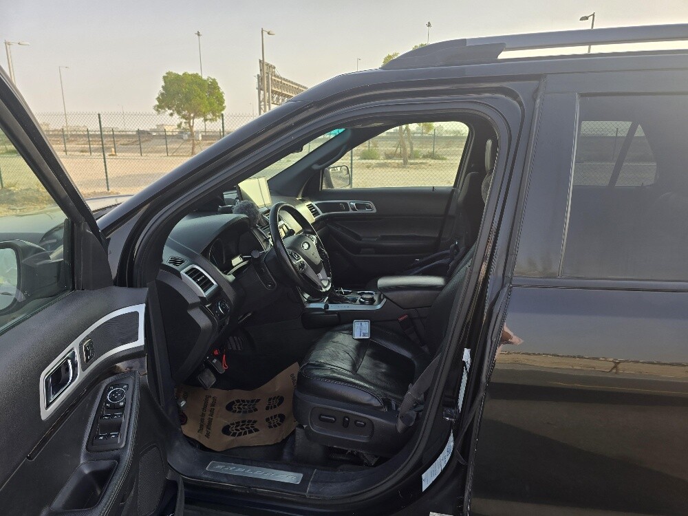 Ford Explorer 2011  full option - 1