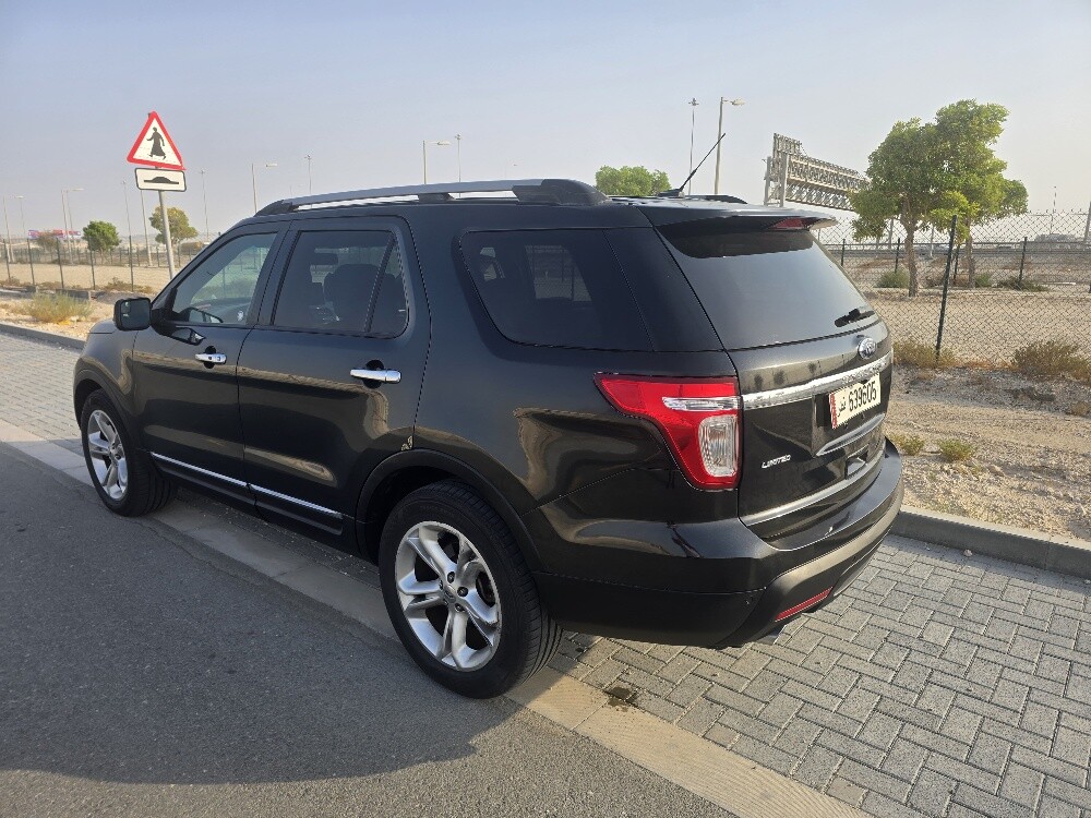 Ford Explorer 2011  full option - 8