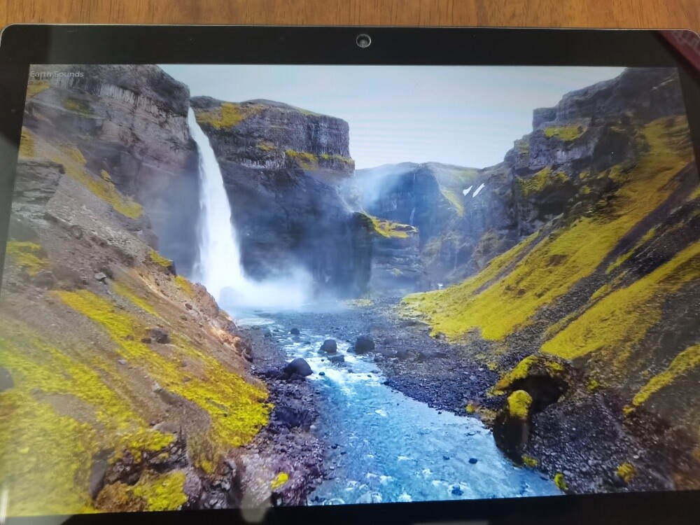 Lenovo tablet m10 negotiable - 3