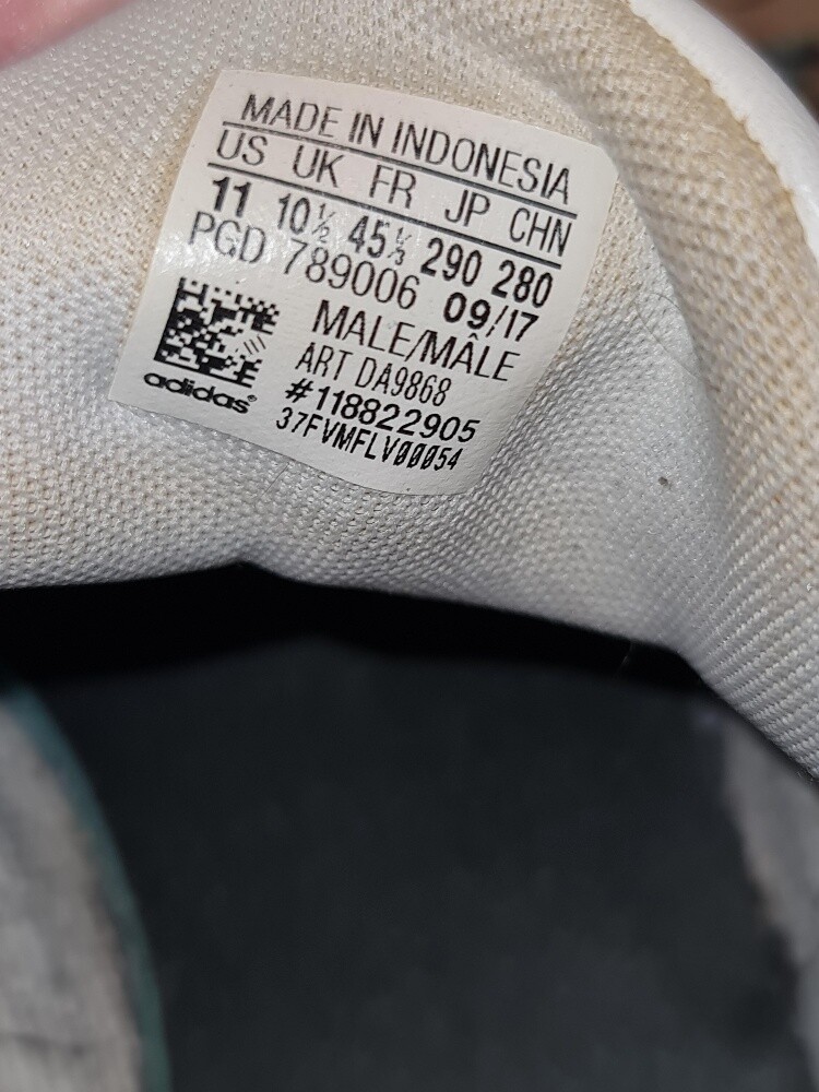 nike shoe 11# adidas 10 1/2# - 3