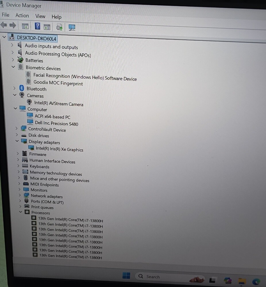 DeLL Precision i7 32GB 512GB 14FHD - 13
