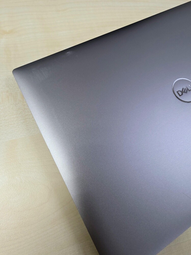 DeLL Precision i7 32GB 512GB 14FHD - 11