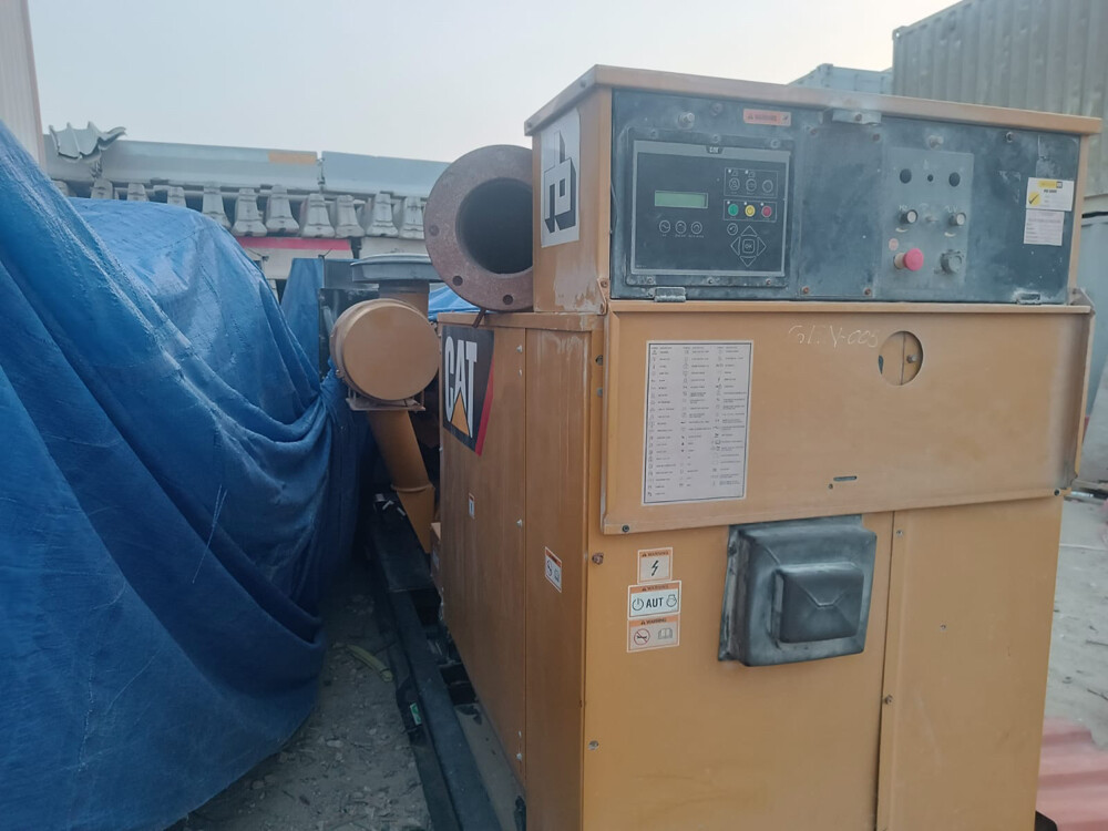 مولدات كات بيلر 810 كي في آر - 3