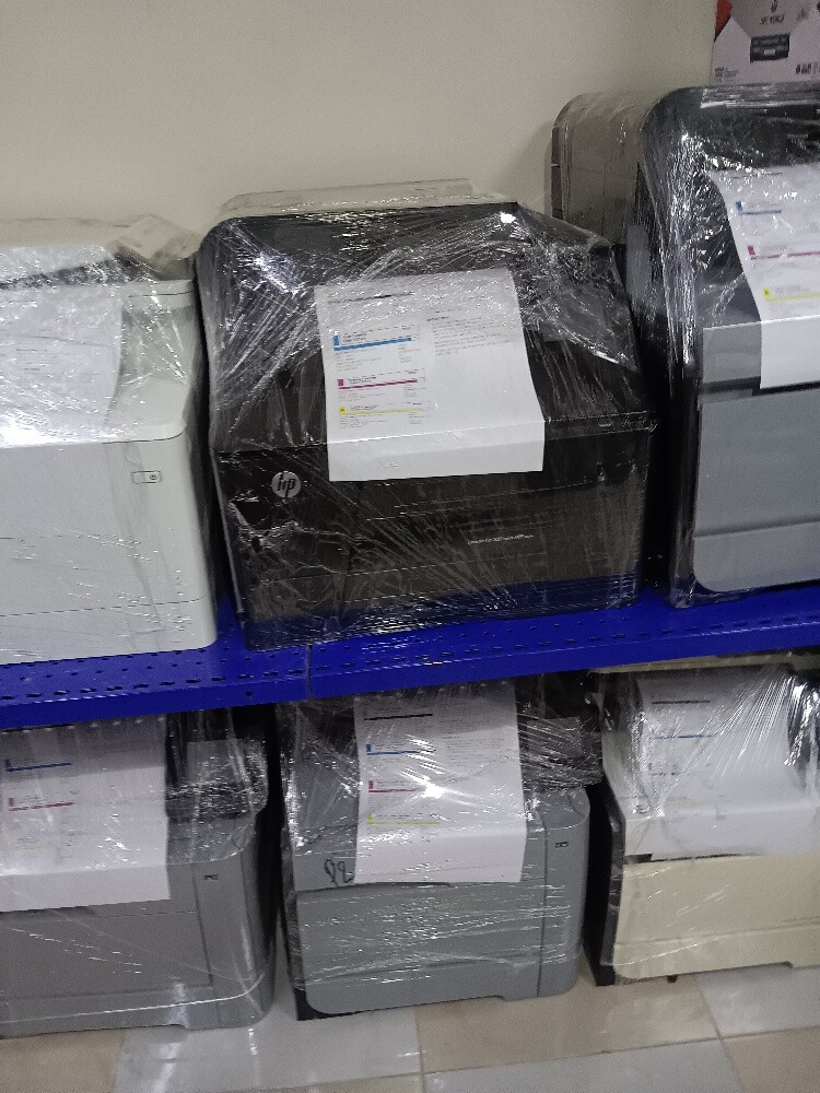HP LASERJET PRO 476 AND 477 - 1