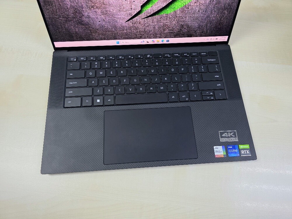 DeLL Precision i7 32GB-1.2T RTX 8GB - 3