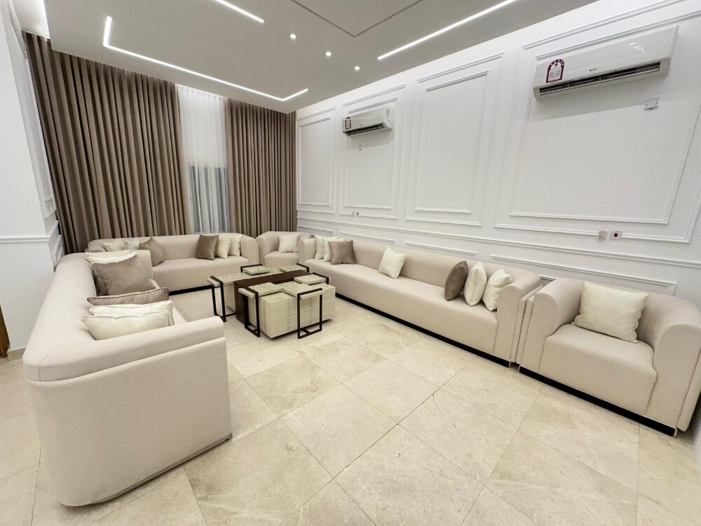 Sofas, and Curtains - Wallpaper - 25