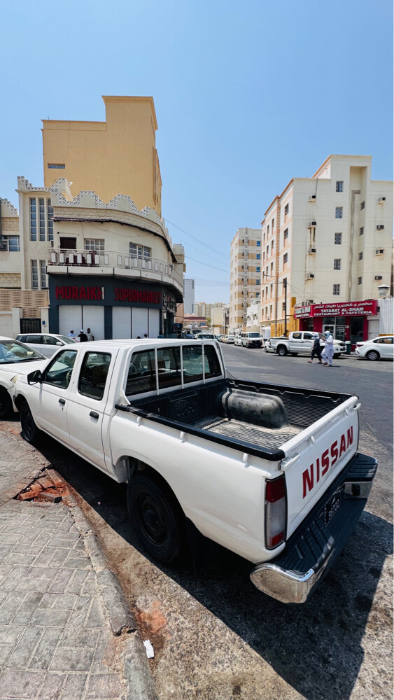 نيسان بيك أب 2002 - 2