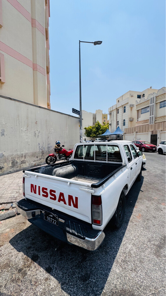 نيسان بيك أب 2002 - 4