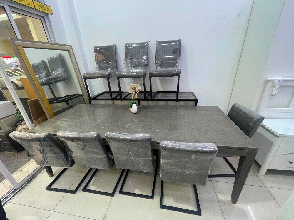 For Sale luxurious dining table - 11