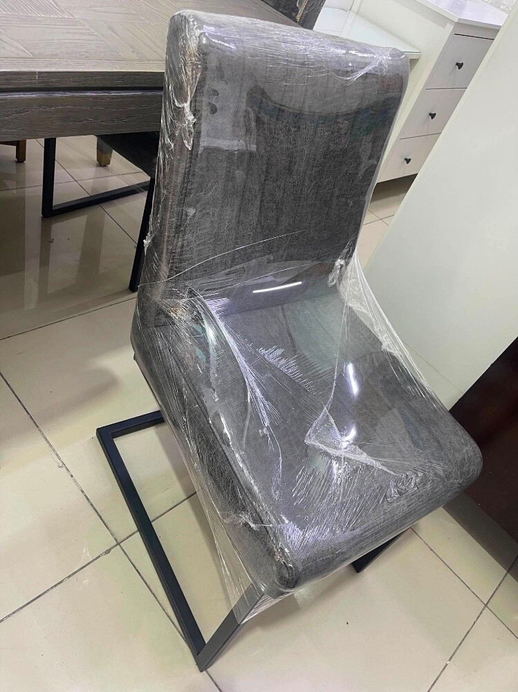 For Sale luxurious dining table - 10
