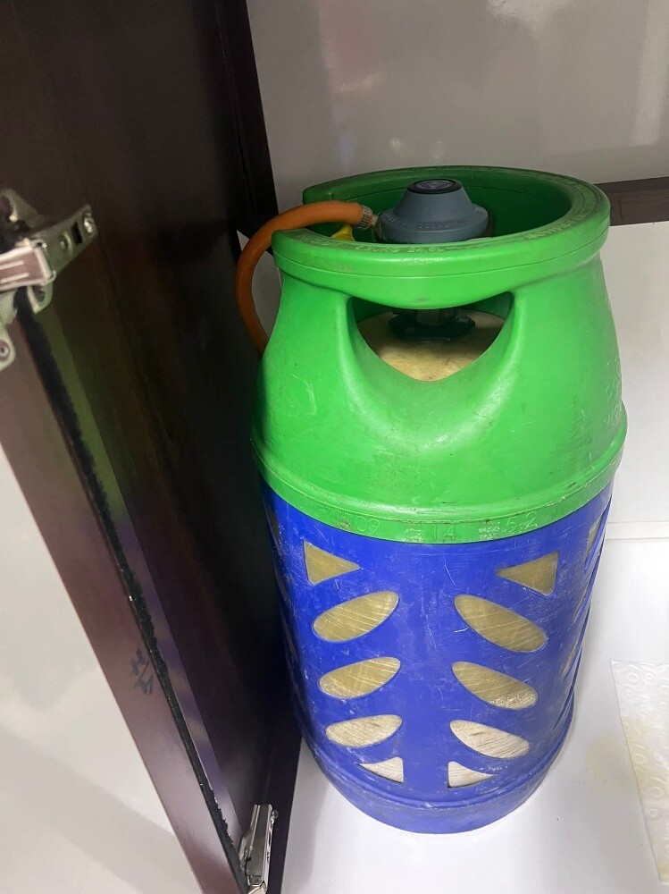Gas cylinder - 1
